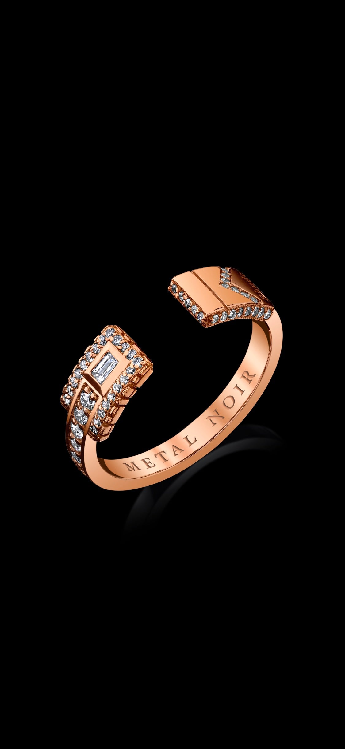 Signature Collection Concept ‘RH.01’ 18k Rose Gold Cuff Ring with 5 point baguette cut diamonds