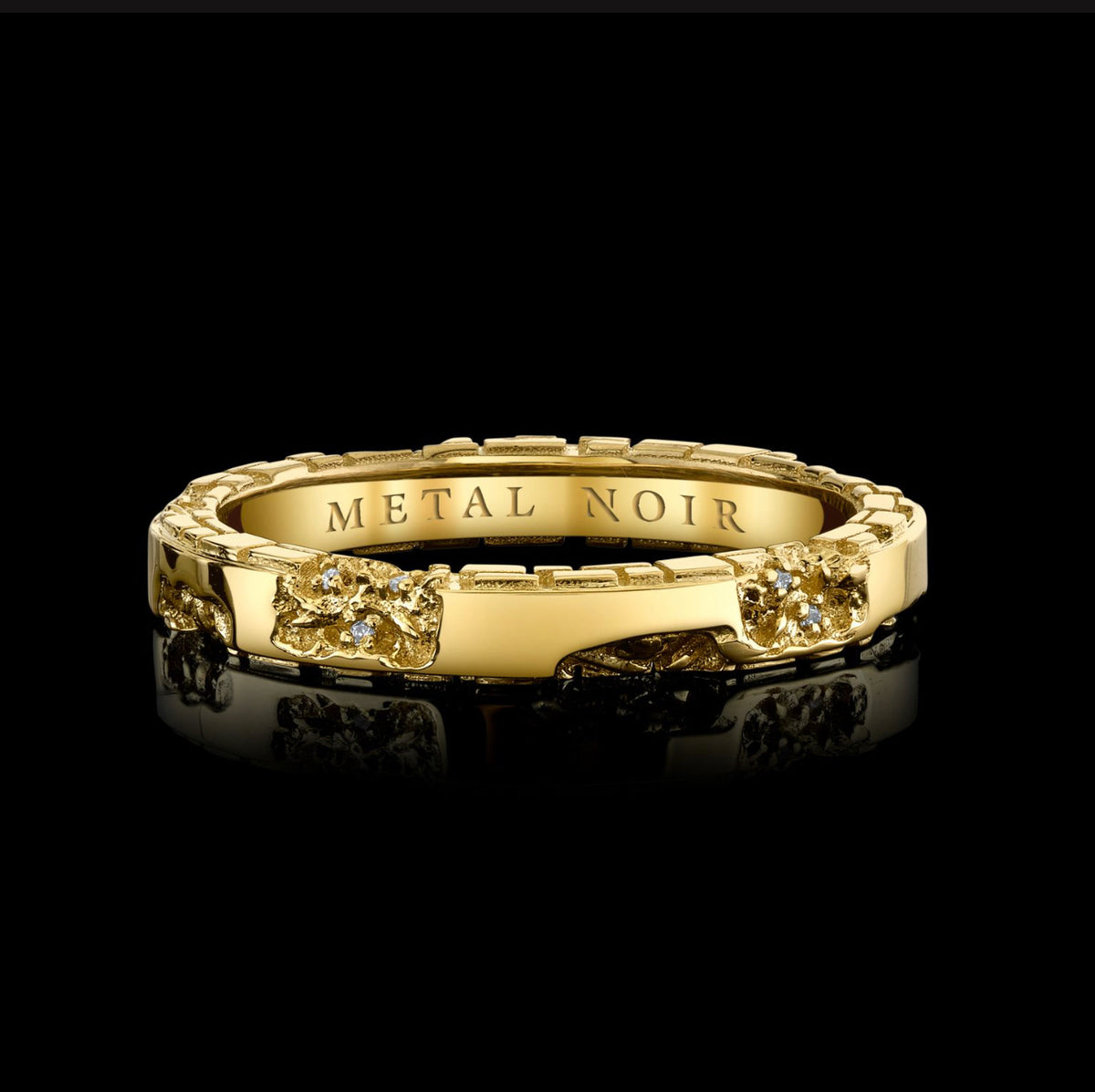 ‘Eroded Architecture’ ULTRATHIN Ring in solid 18k yellow gold • Editio